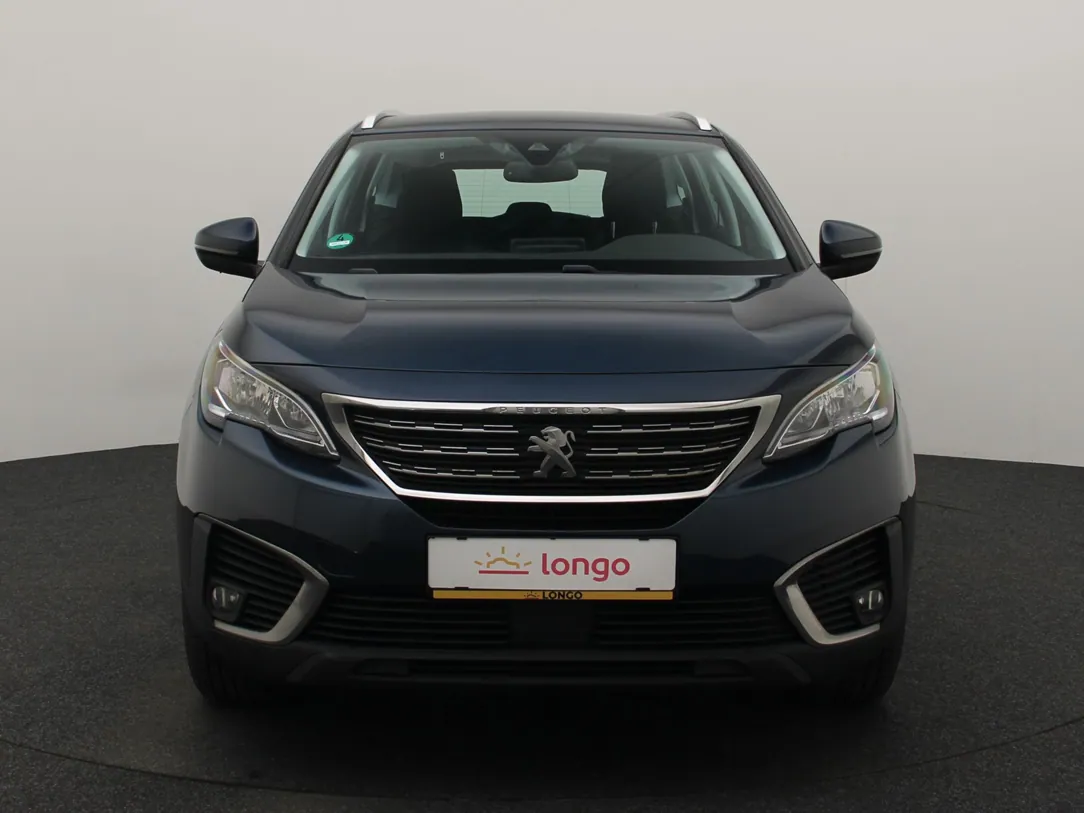 PEUGEOT 5008 Executive