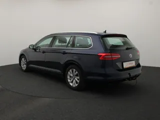 VOLKSWAGEN PASSAT B8 Comfortline Business