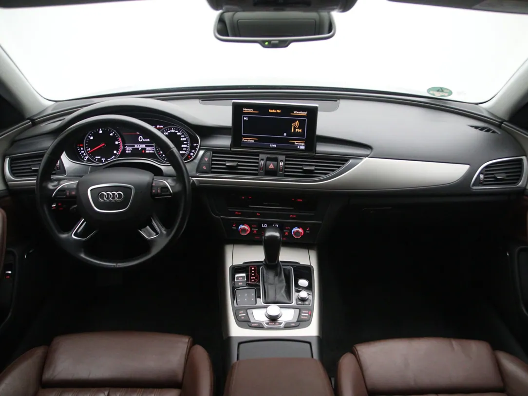 AUDI A6 Premium Edition