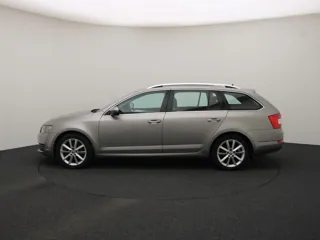 SKODA OCTAVIA Elegance Businessline