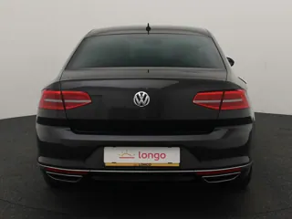 VOLKSWAGEN PASSAT B8 Highline Business R