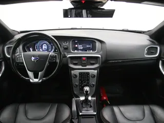 VOLVO V40 Cross Country