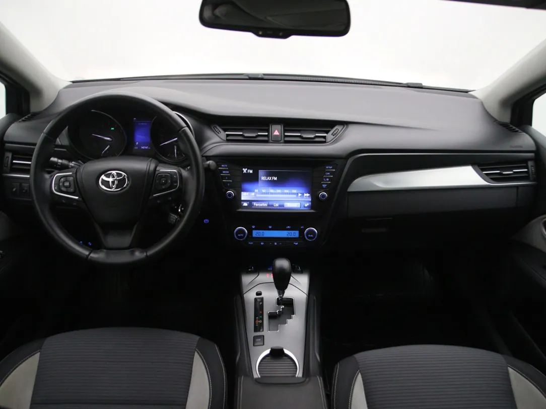 TOYOTA AVENSIS Business Edition