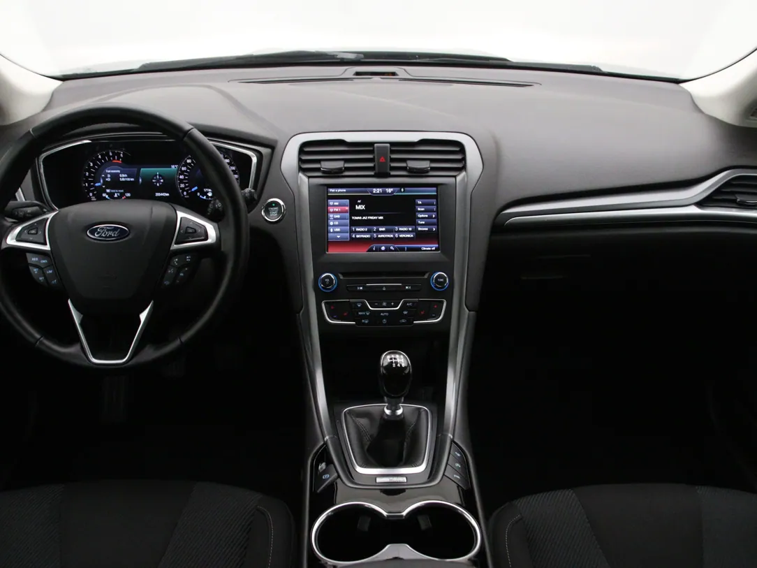 FORD MONDEO Titanium
