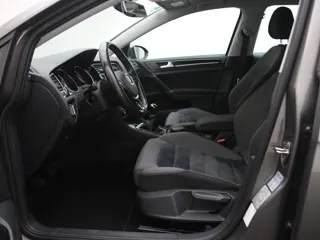 VOLKSWAGEN GOLF 7 Highline