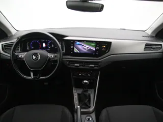 VOLKSWAGEN POLO Comfortline Business