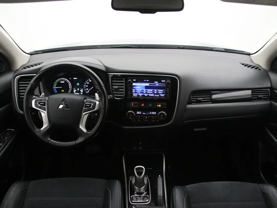 MITSUBISHI OUTLANDER Business Edition