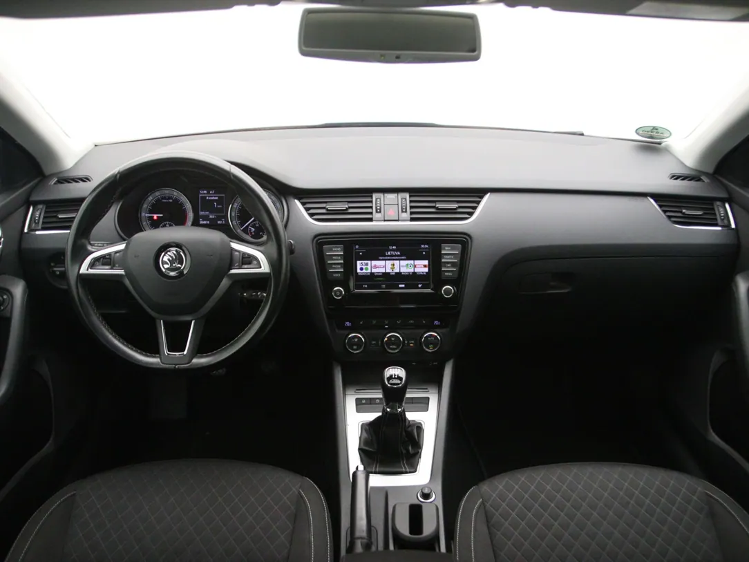 SKODA OCTAVIA Businessline