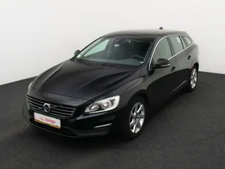 VOLVO V60 Momentum