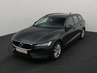 VOLVO V60 Momentum