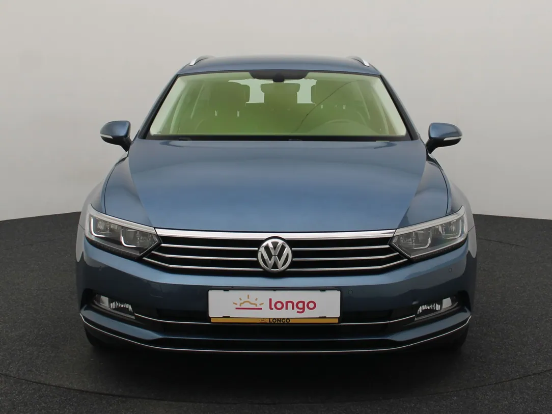 VOLKSWAGEN PASSAT B8 Highline