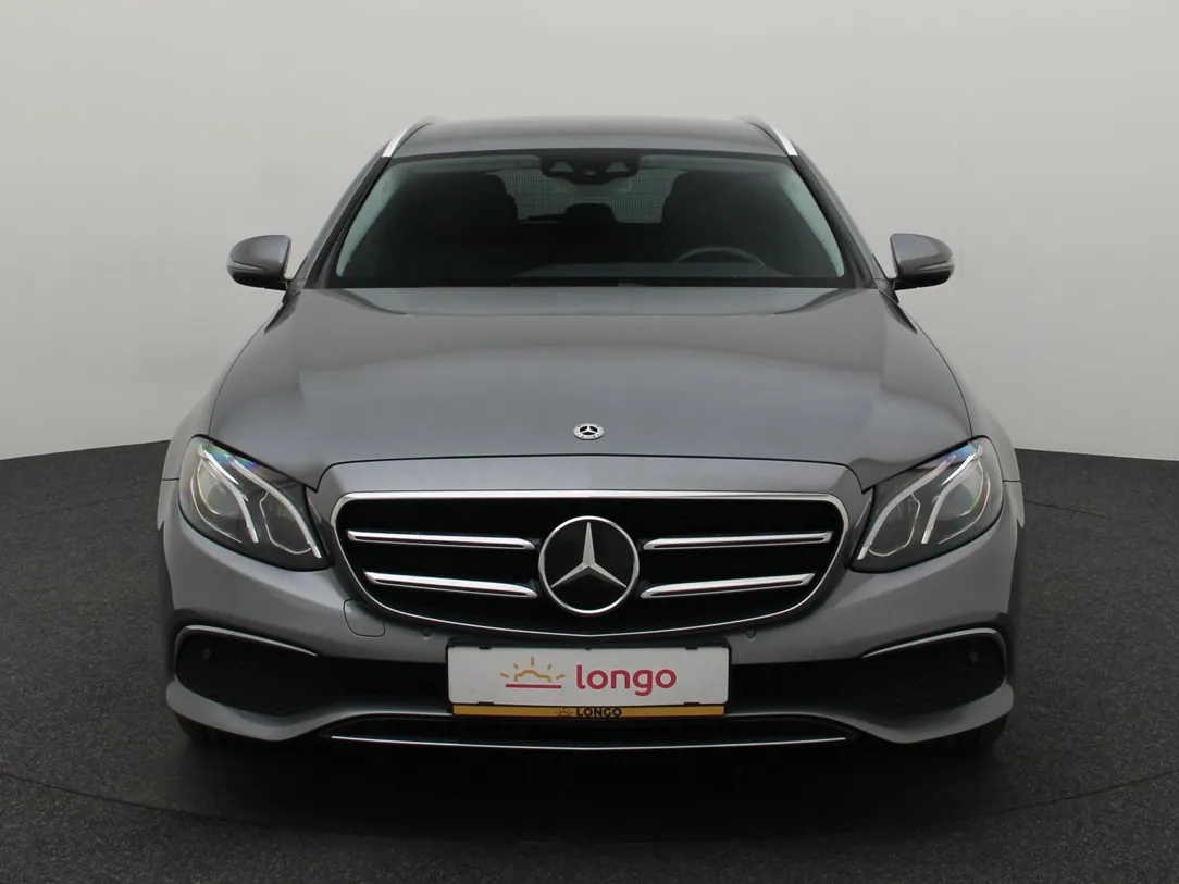 MERCEDES BENZ E220 Avantgarde