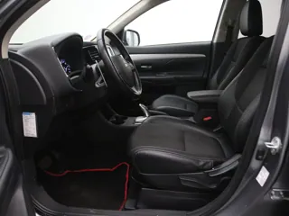 MITSUBISHI OUTLANDER Executive Edition