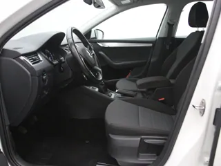 SKODA OCTAVIA Ambition Businessline