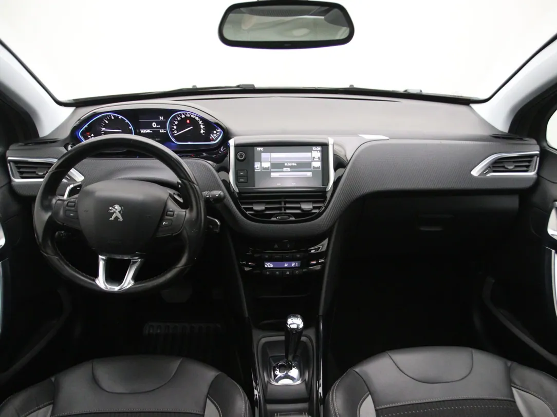 PEUGEOT 2008 Executive