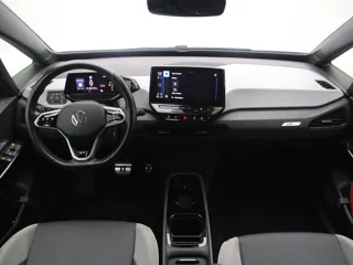 VOLKSWAGEN ID.3 First Plus 58 kWh