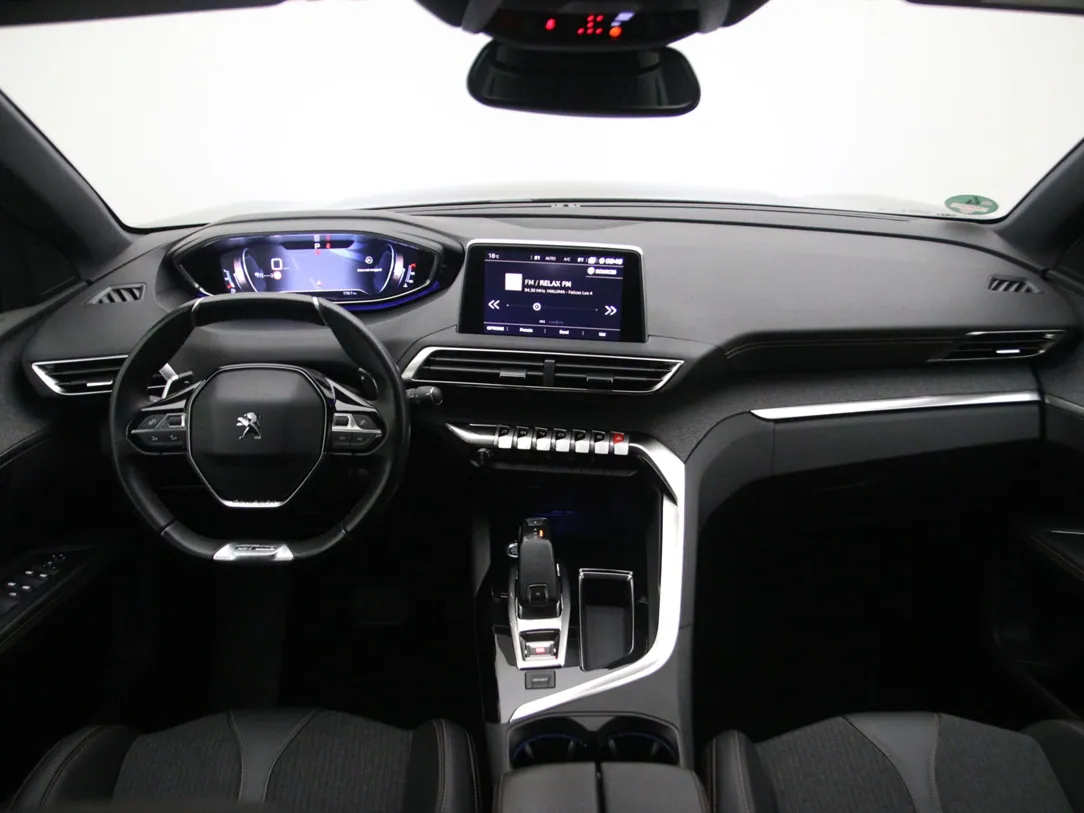 PEUGEOT 5008 GT-Line
