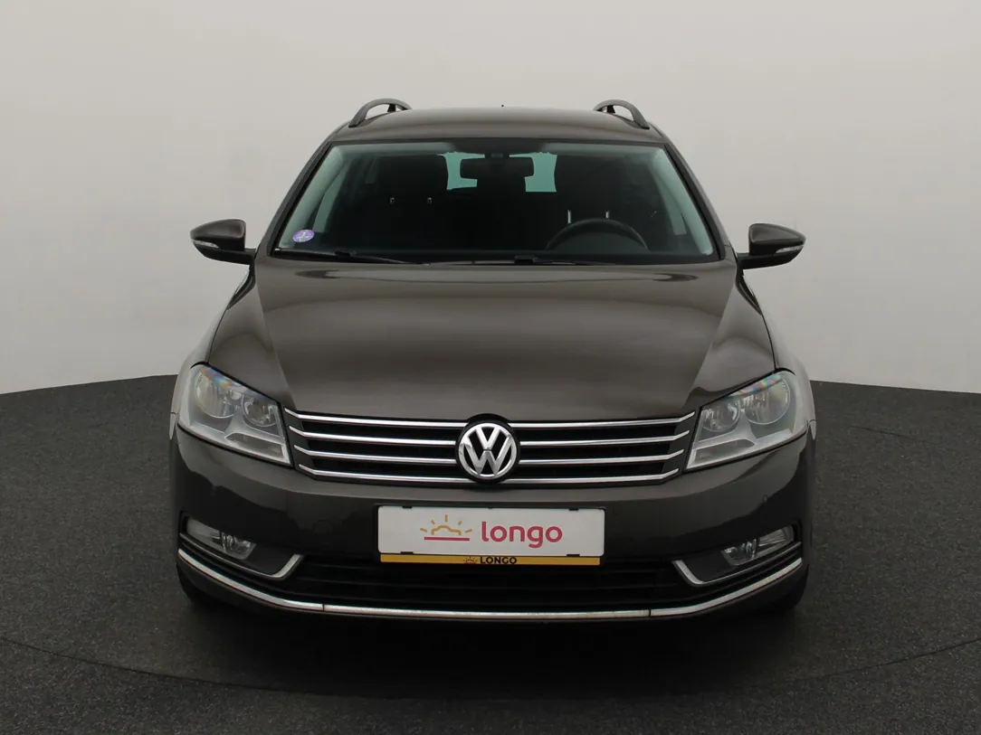 VOLKSWAGEN PASSAT B7 R-Line Executive Edition