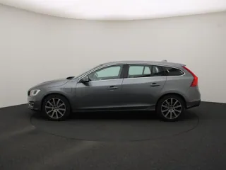 VOLVO V60 Summum