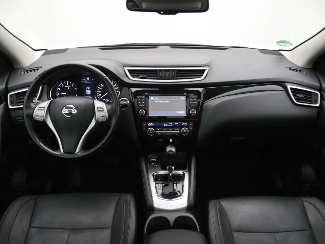 NISSAN QASHQAI Tekna