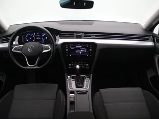 VOLKSWAGEN PASSAT B8 Business