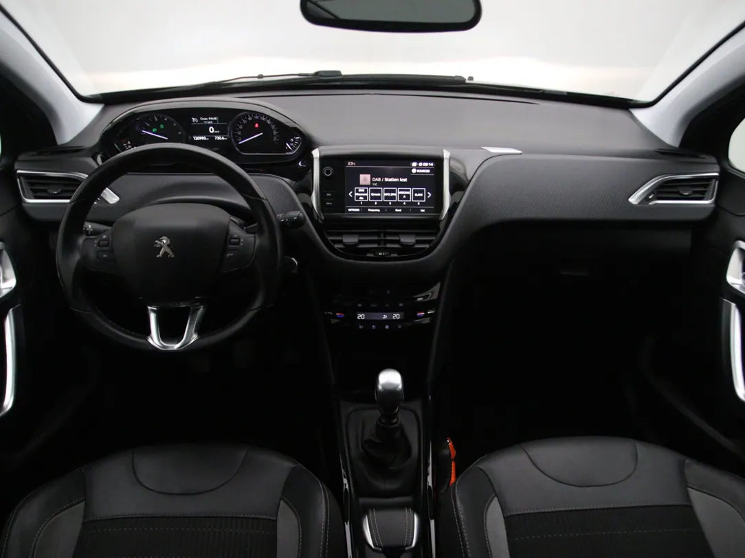 PEUGEOT 2008 Allure