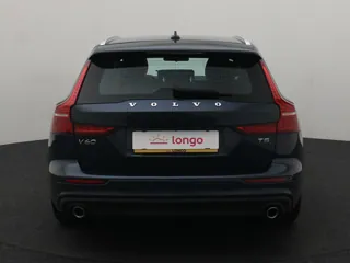 VOLVO V60 Momentum