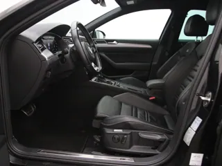 VOLKSWAGEN PASSAT B8 Highline Business R