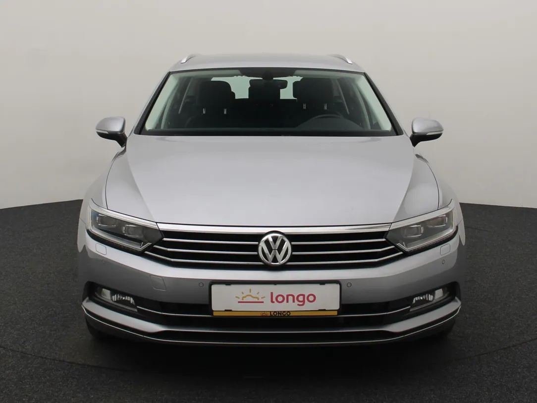 VOLKSWAGEN PASSAT B8 Highline