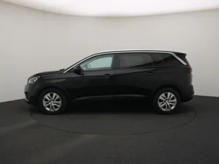 PEUGEOT 5008 Active