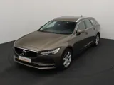 VOLVO V90 Momentum