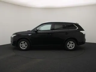 MITSUBISHI OUTLANDER Business Edition X-Line