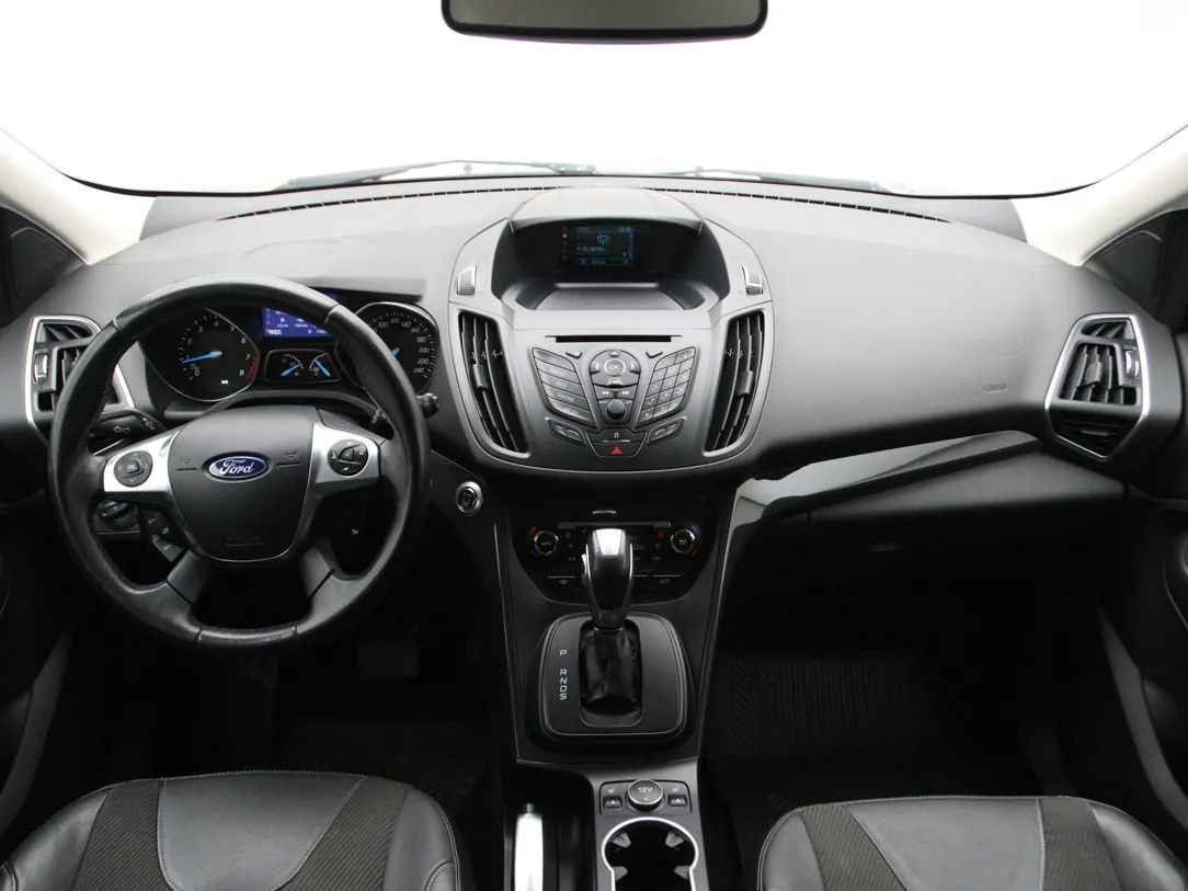 FORD KUGA Titanium