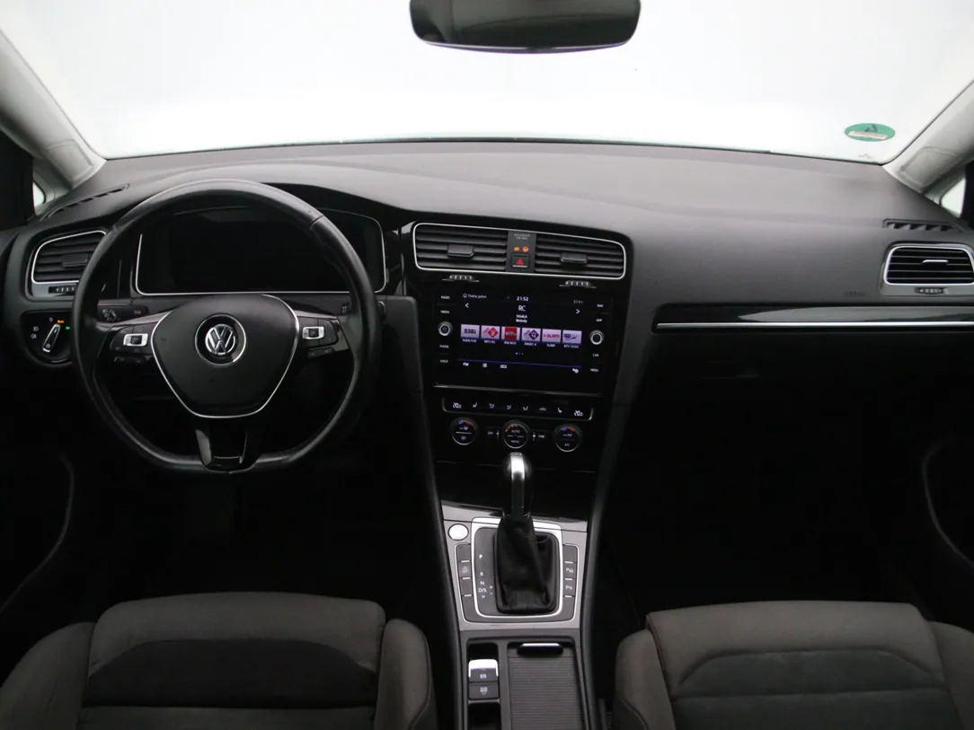 VOLKSWAGEN GOLF 7 Highline