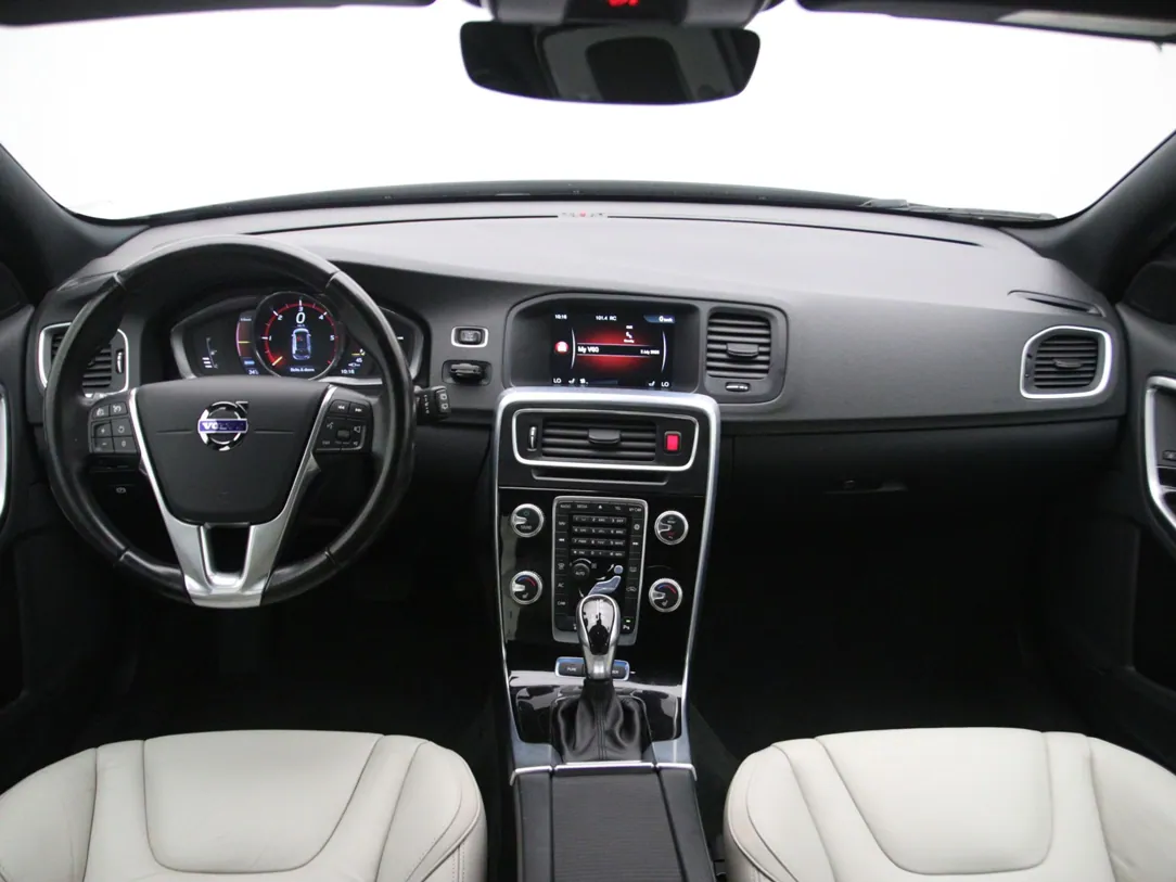 VOLVO V60 Special Edition