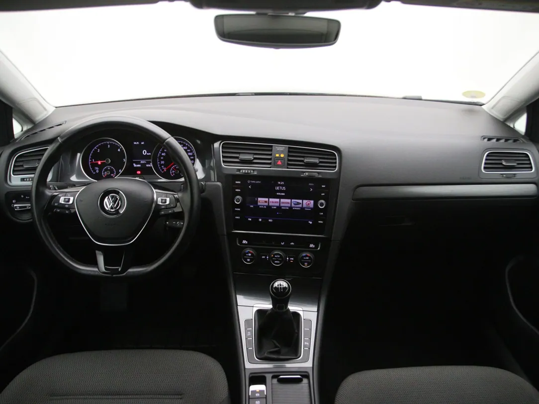 VOLKSWAGEN GOLF 7 Comfortline