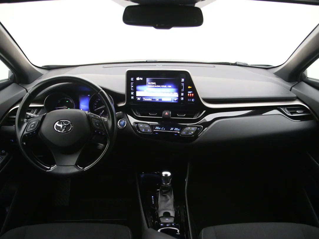 TOYOTA C-HR Style