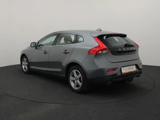 VOLVO V40 Momentum Business