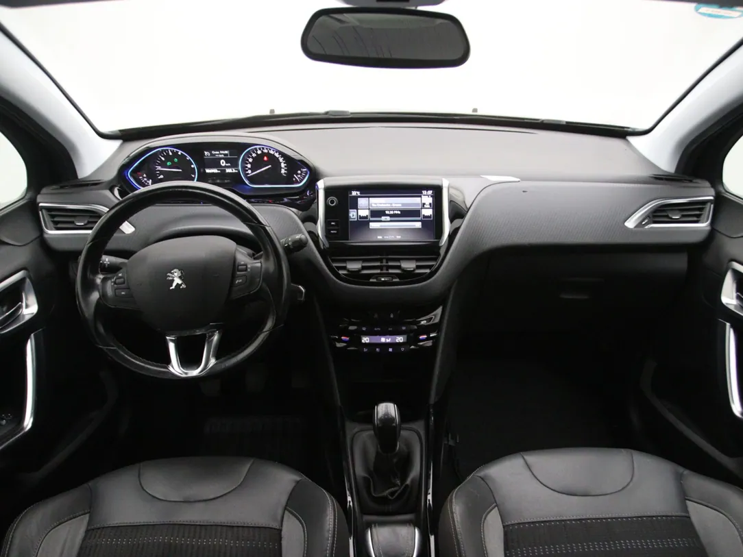 PEUGEOT 2008 Allure