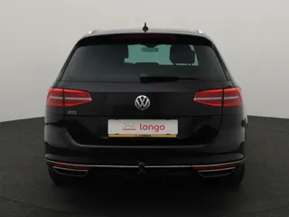 VOLKSWAGEN PASSAT B8 Highline