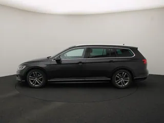 VOLKSWAGEN PASSAT B8 Highline Business R
