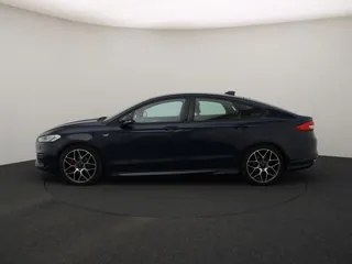 FORD MONDEO ST-Line