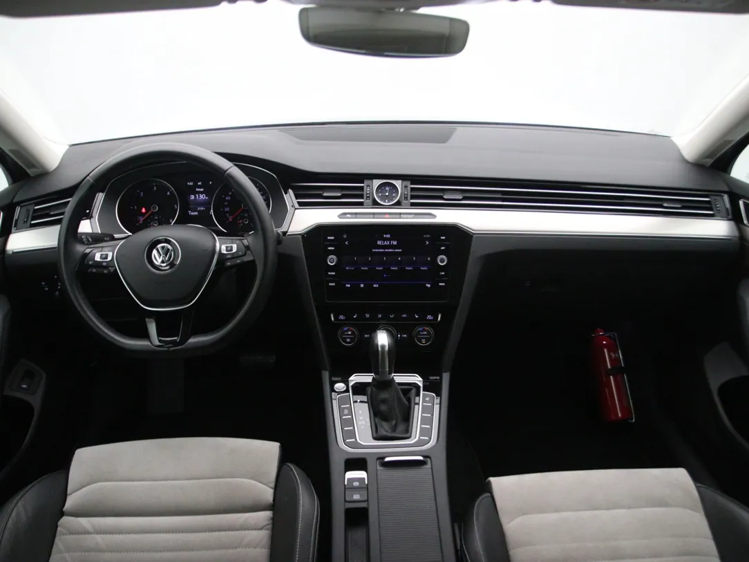 VOLKSWAGEN PASSAT B8 Highline