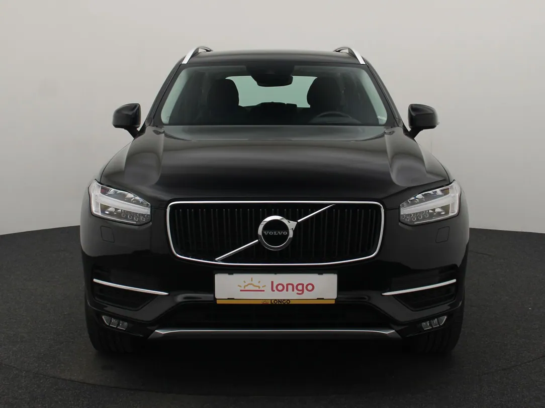 VOLVO XC90 Momentum