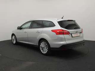 FORD FOCUS Titanium