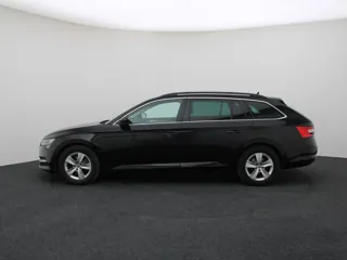 SKODA SUPERB Style