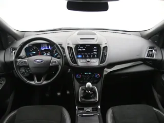 FORD KUGA ST Line