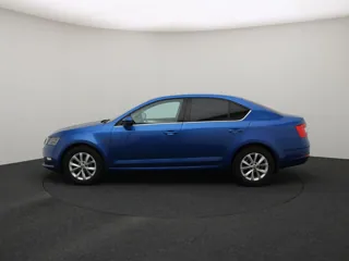 SKODA OCTAVIA Ambition