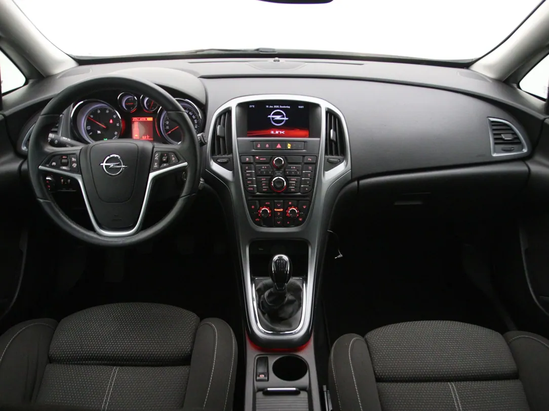 OPEL ASTRA Business +