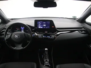 TOYOTA C-HR Style